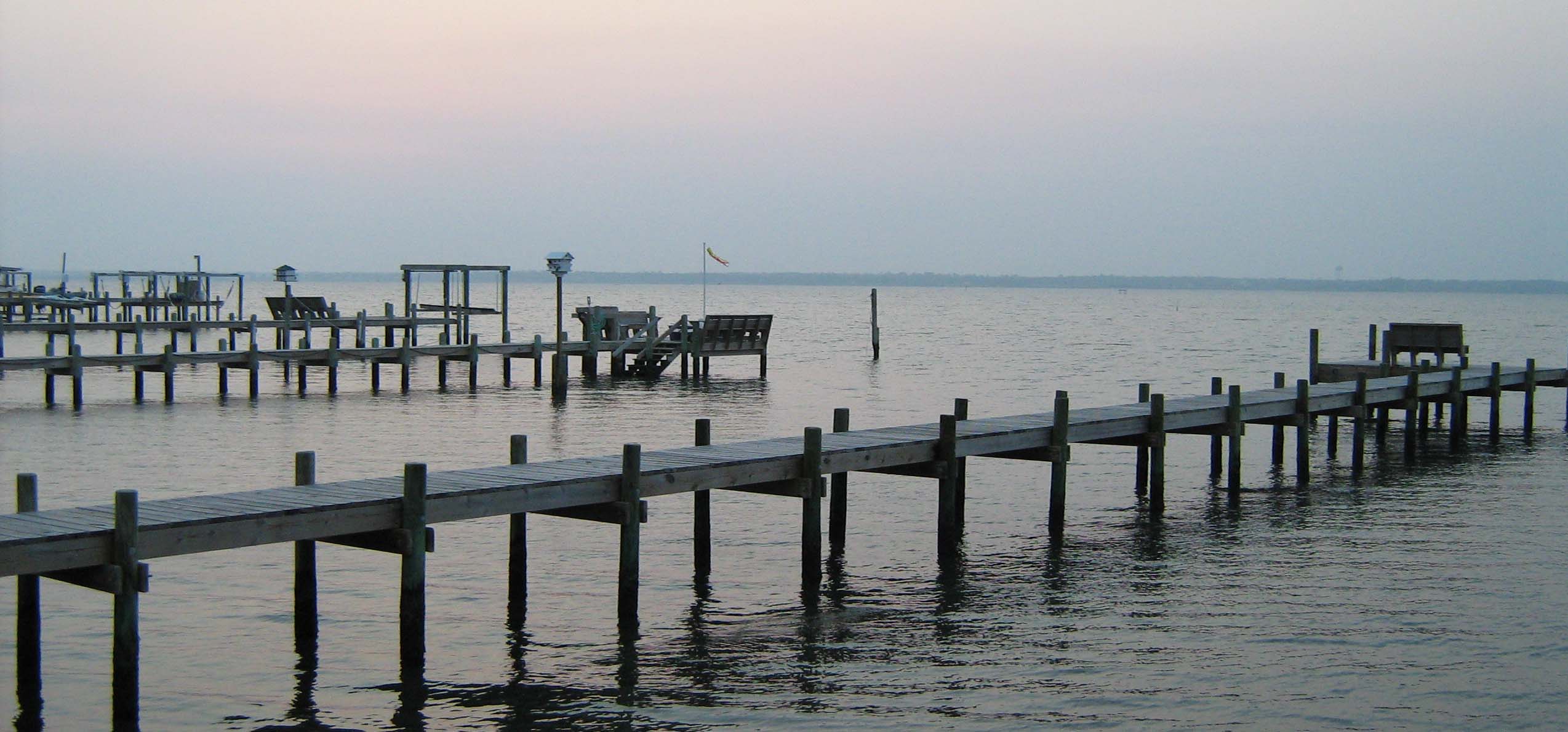 dock-sideview